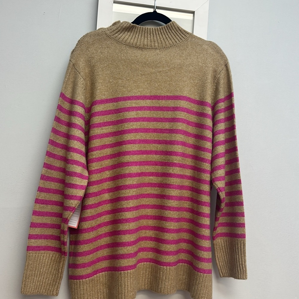 Design History Sweater - Picture 4 of 4